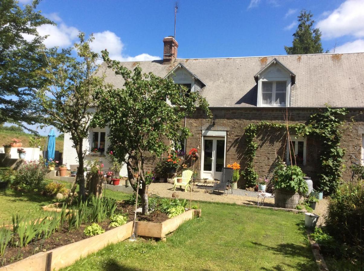 Le Chalange Bed and Breakfast Lapenty Eksteriør billede