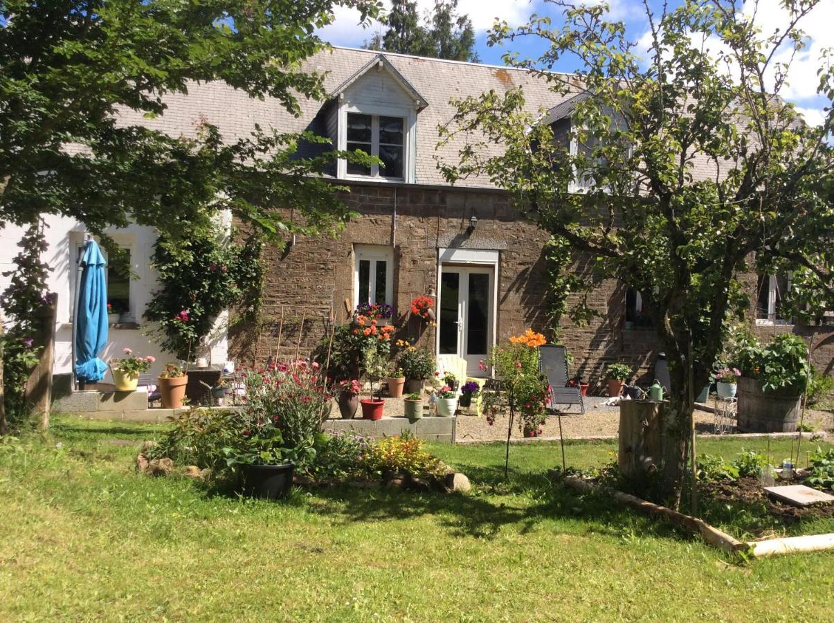 Le Chalange Bed and Breakfast Lapenty Eksteriør billede